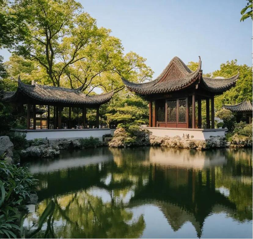 绥芬河念芹土建有限公司